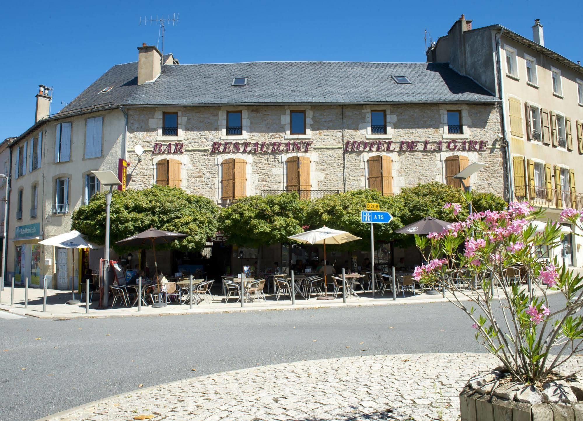 Hotel De La Gare Sévérac-le-Château Εξωτερικό φωτογραφία