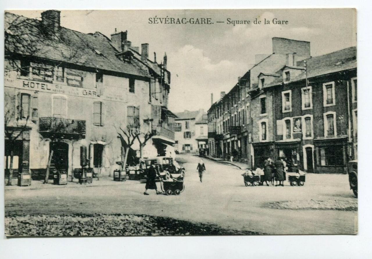Hotel De La Gare Sévérac-le-Château Εξωτερικό φωτογραφία